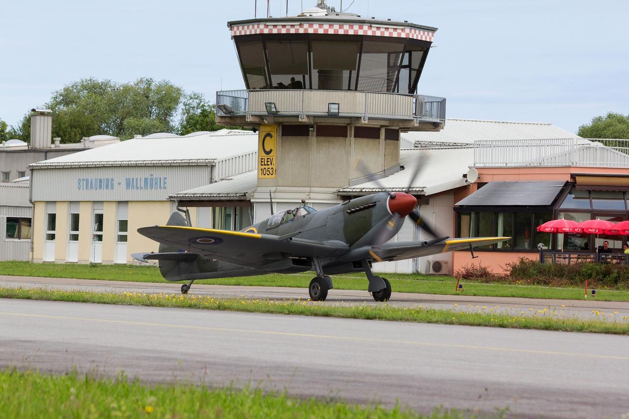 Flugplatzrestaurant Wallmuhle Hotel Atting Esterno foto