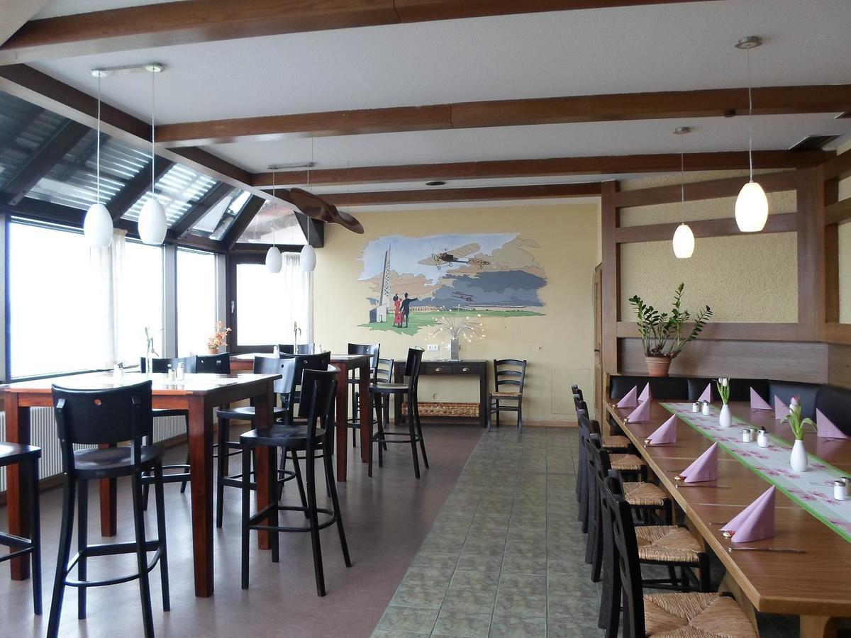 Flugplatzrestaurant Wallmuhle Hotel Atting Esterno foto